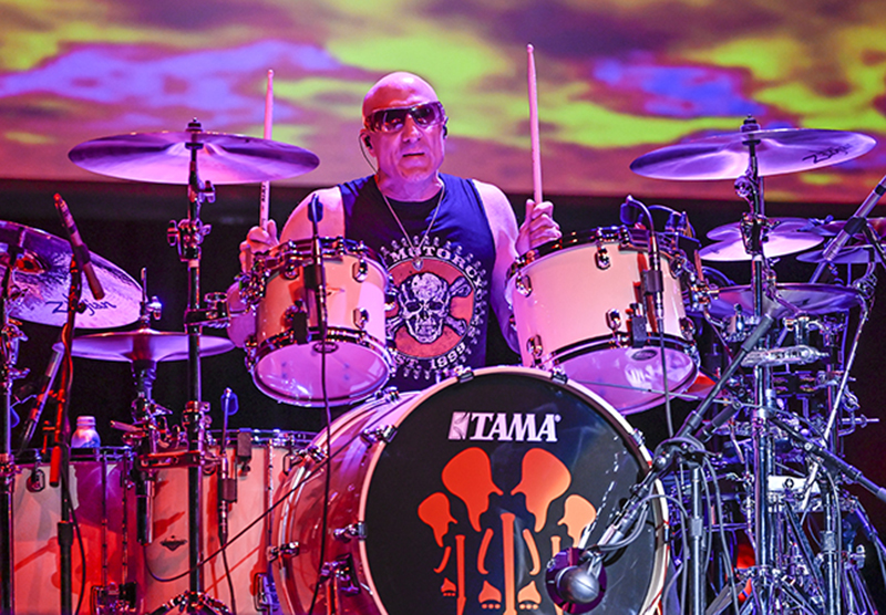 Drummer Kenny Aronoff